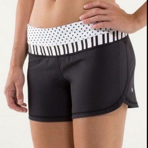 Lululemon Groovy Run Shorts